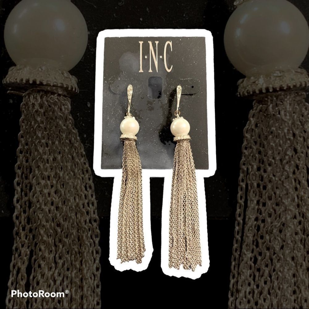 💙💙SHIMMER & PEARLS DROP EARRINGS💙💙‎